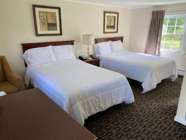 Villager Motel image 3