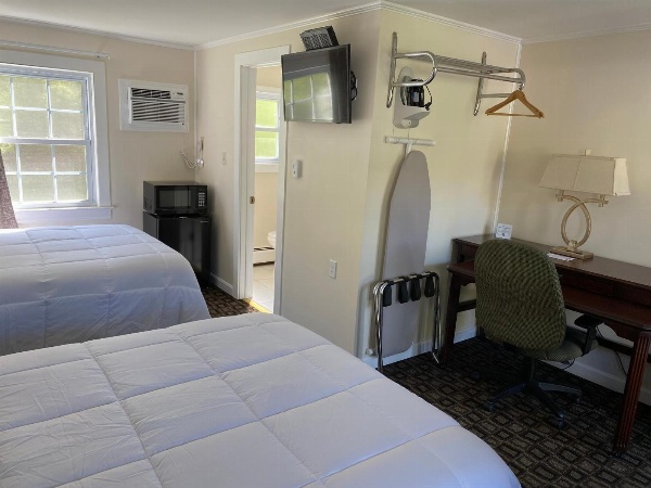 Villager Motel image 5